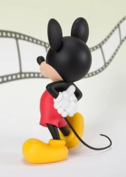 Bandai Mickey Mouse FiguartsZERO Mickey Mouse (1940's) -Model Figures Shop 1eb2fdc7 0a11 4d9f 96ae 4a9297cd1966