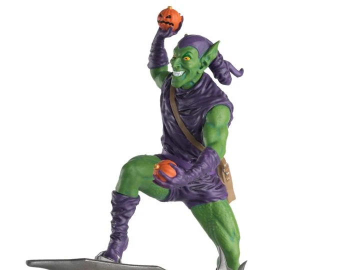 Marvel VS. Green Goblin 1:16 Scale Dynamic Statue 3 Marvel VS. Green Goblin 1:16 Scale Dynamic Statue