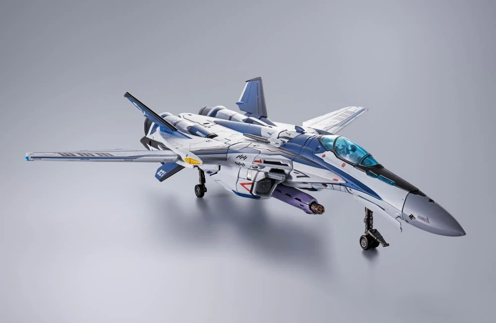 Bandai Macross Frontier DX Chogokin VF-25 Messiah Valkyrie (Worldwide Anniversary Ver.) 19 Bandai Macross Frontier DX Chogokin VF-25 Messiah Valkyrie (Worldwide Anniversary Ver.) - Image 17