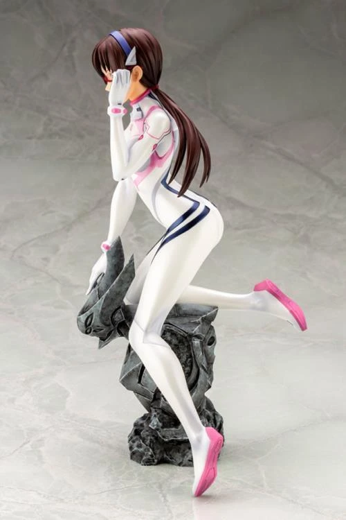 Rebuild Of Evangelion Mari Makinami Illustrious (White Plugsuit Ver.) 1/6 Scale Figure 6 Rebuild Of Evangelion Mari Makinami Illustrious (White Plugsuit Ver.) 1/6 Scale Figure - Image 4