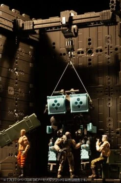 Kotobukiya Hexa Gear Block Base 04 DX Arsenal Grid 1/24 Scale Model Kit -Model Figures Shop d0a444e8 0f96 4082 97ad 65e40876e4fa 1