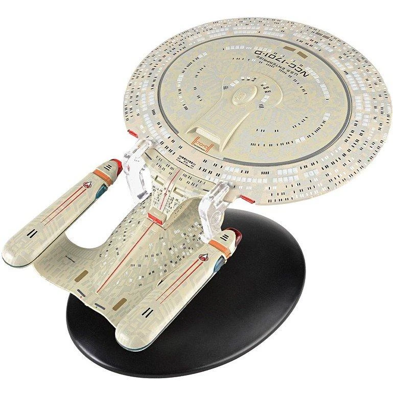 U.S.S. Enterprise NCC-1701-D Collector's Edition Starship 7 U.S.S. Enterprise NCC-1701-D Collector's Edition Starship - Image 5